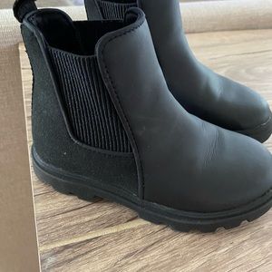 Black native toddler Chelsea boots